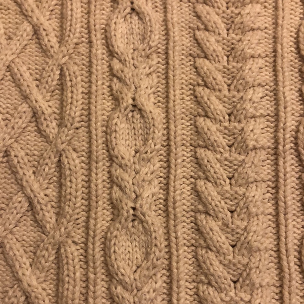 Cable knit turtleneck sweater💕 - Picture 5 of 10